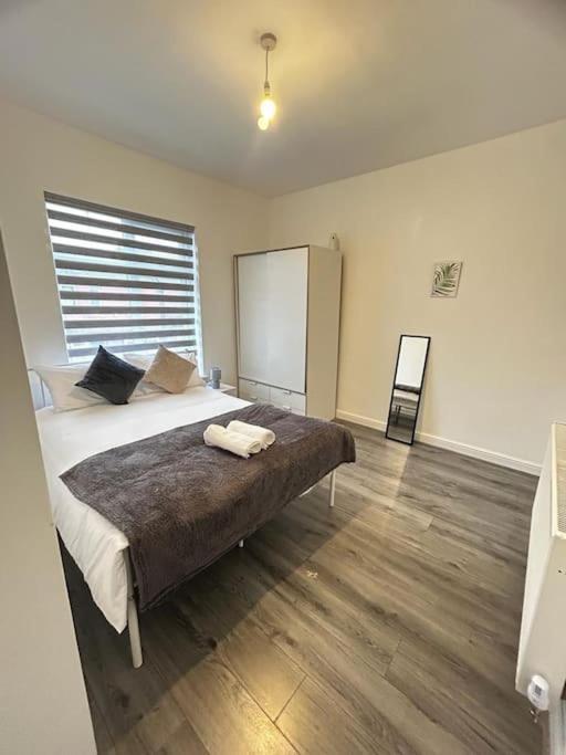 Lovely 5Br Home In Manchester. Close To The City Luaran gambar