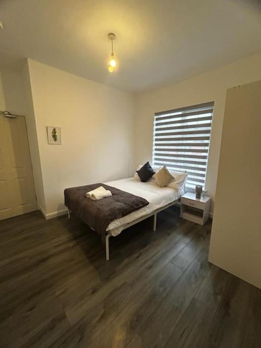Lovely 5Br Home In Manchester. Close To The City Luaran gambar